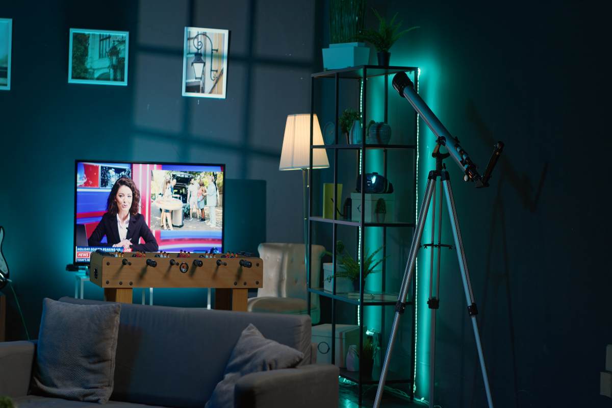 Streaming the best IPTV channels in Dubai homes.