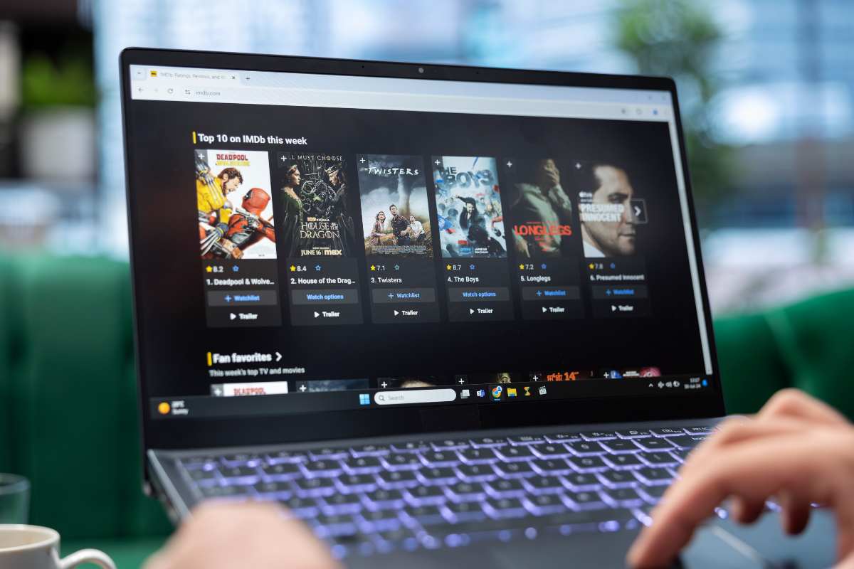 High-quality IPTV setup in a Dubai home.